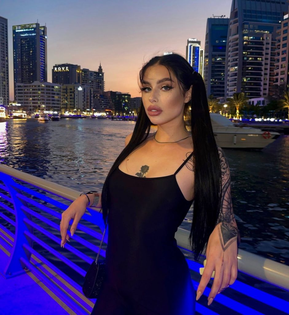 Юлия — вип эскорт в Киеве и области