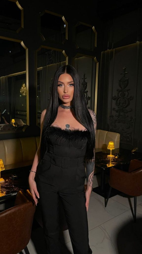 Сексуальная девушка Юлия из района Киева