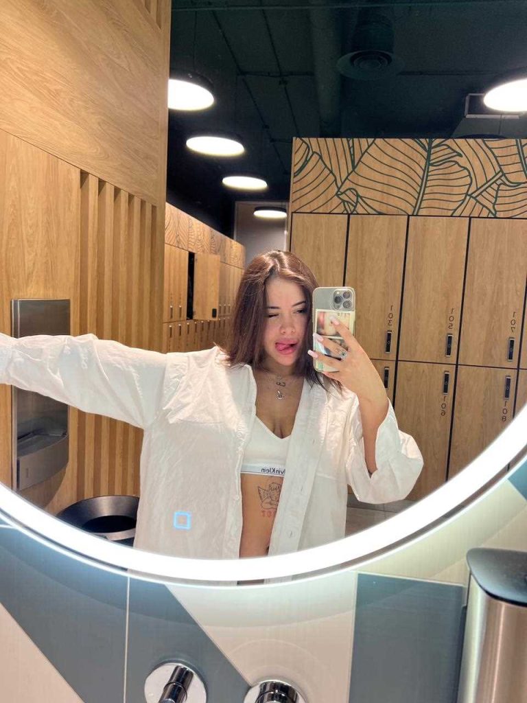 Маша предлагает профессиональный эскорт в Киеве