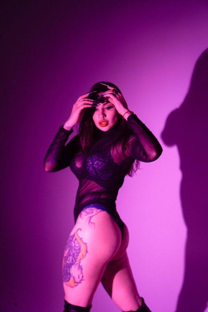 Ангелина — девушка на ночь в Киеве и области