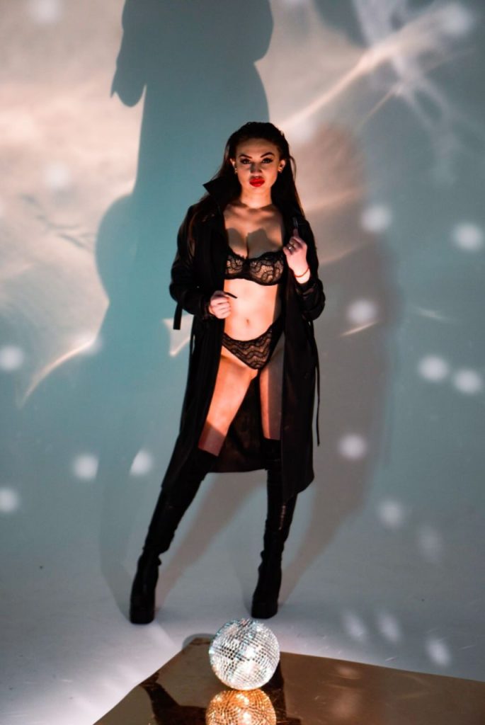 Анна — лучшие интим-услуги в Киеве