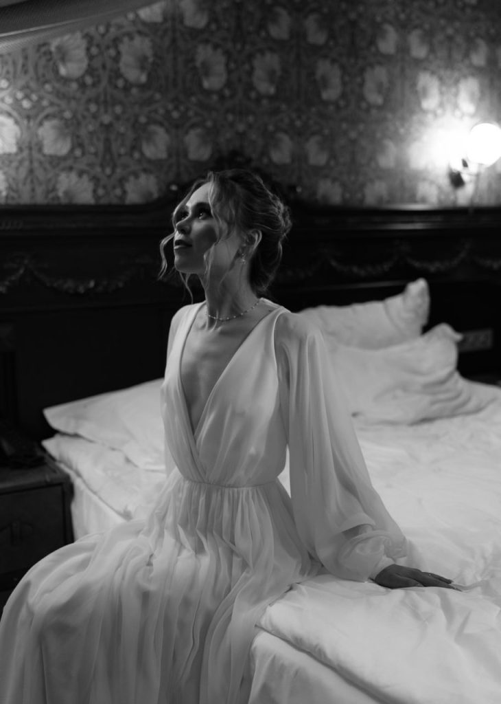 Сексуальная эскортница Лолита из района Киева