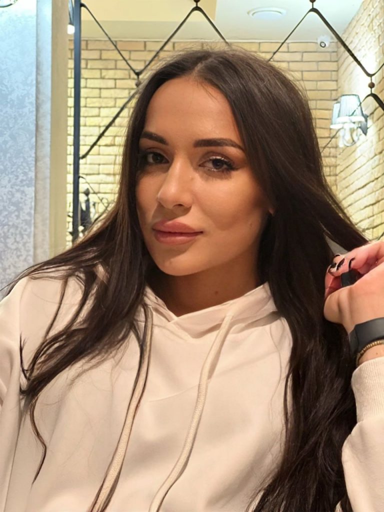 Алесечка — девушка на ночь в Киеве