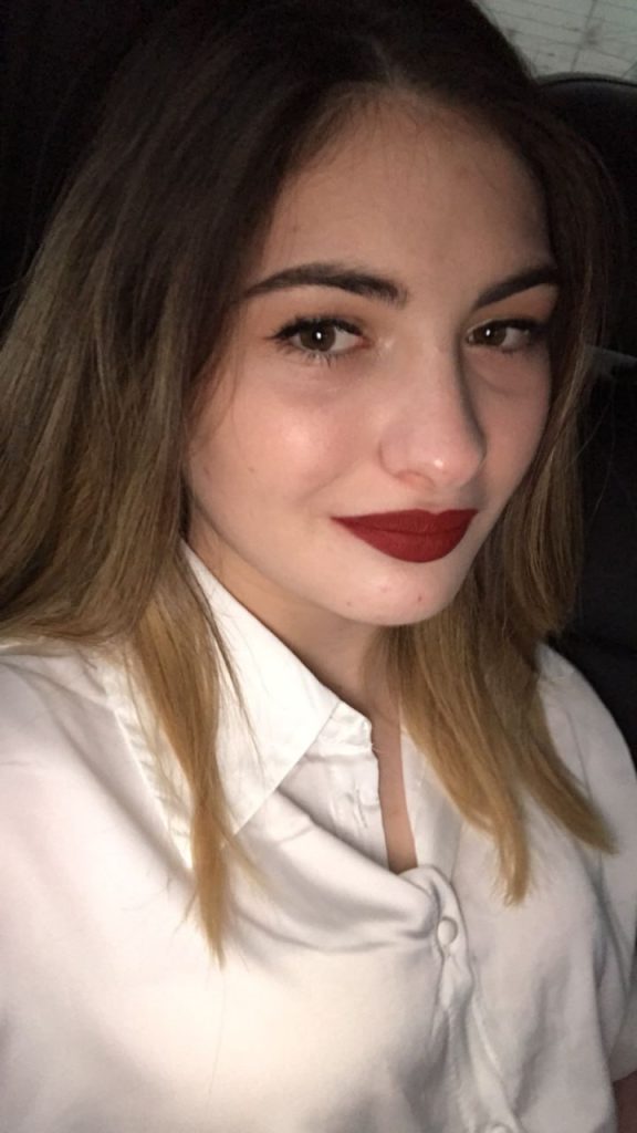 Портрет Бель — премиум эскорт из Киева