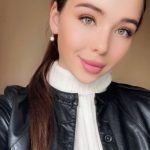 Холли — девушка на ночь в Киеве и области